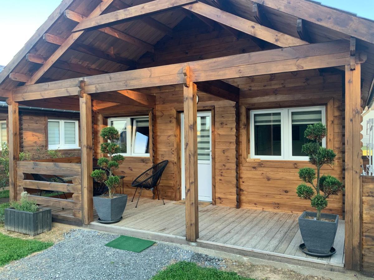 Вілла Le Chalet De Vacances Hermival-les-Vaux Екстер'єр фото