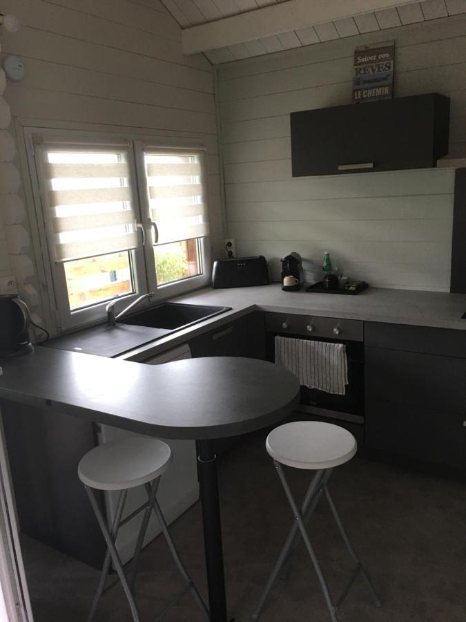 Вілла Le Chalet De Vacances Hermival-les-Vaux Екстер'єр фото